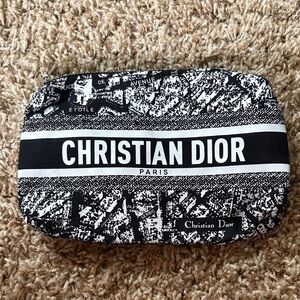 Christian Dior GIFT WITH PURCHASE small Black and White Pouch 7.5x5